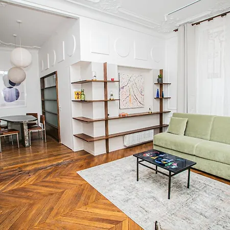 Appartamento Appt Calme Et Proche Arc De Triomphe *